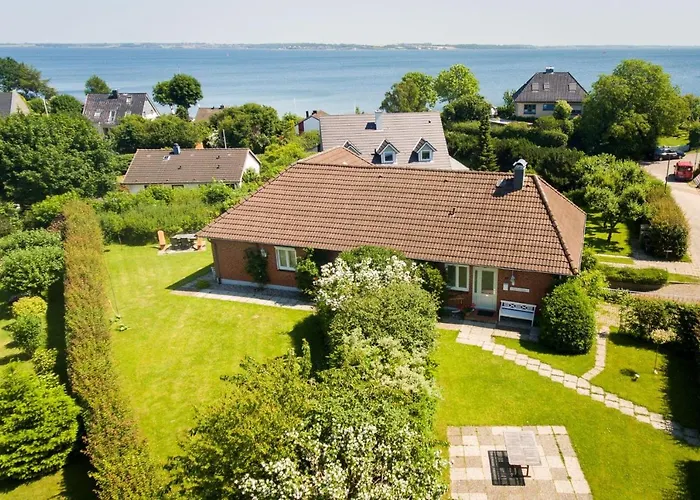 Seeblick II - Gemuetliche 60Qm - Ganzes Haus - 50M Zum Naturstrand - Mit Terrasse Und Grossem Garten